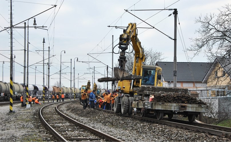 Traditional railway sleeper replacement